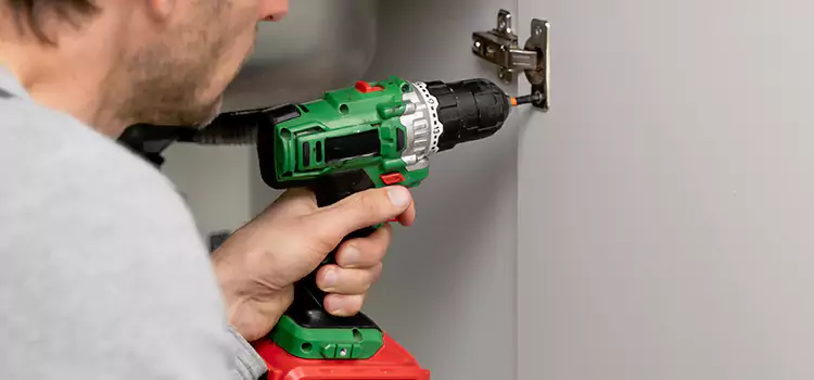 Commercial Door Hinge Repair Wyandotte